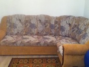 Продам набор мягкой мебели;  угловой диван -кровать 2-х местный,  2кресл